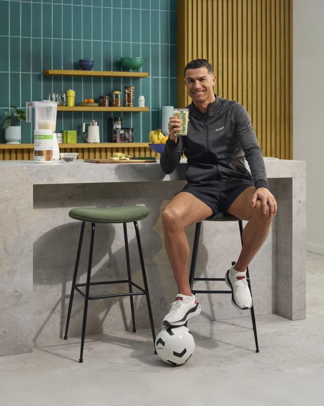 博鱼-C罗完成同门德斯的商业脱钩，彻底升级为资本自身