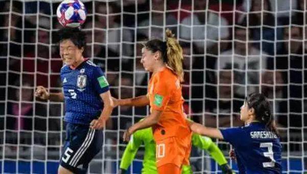 博鱼APP-4年前日本女足的10年后防核心 如今26岁早早退役