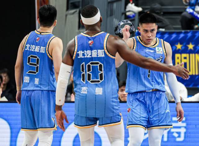 博鱼-CBA积分榜最新排名!北京掀翻浙江杀回前四,昔日总冠军依旧垫底