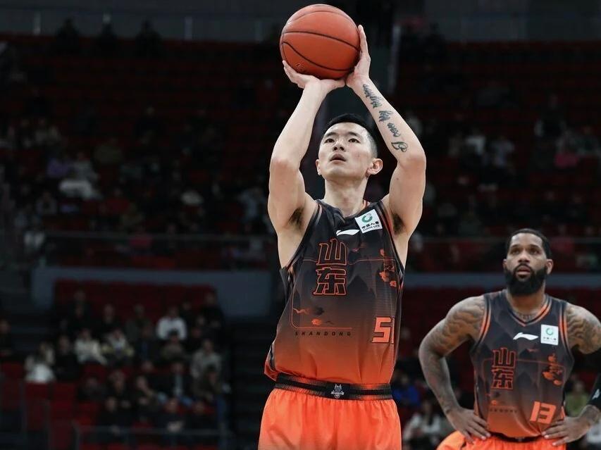 博鱼下载-山东男篮挺进杯赛四强,陈林坚爆发,说明书已找到?