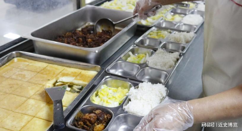 博鱼官网-北京下了死命令，2027年底前，所有中小学必须告别“校外配餐”