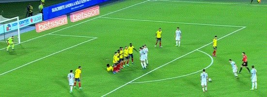 博鱼体育-【世预】梅西2任意球被扑 阿根廷遭绝平2-2哥伦比亚